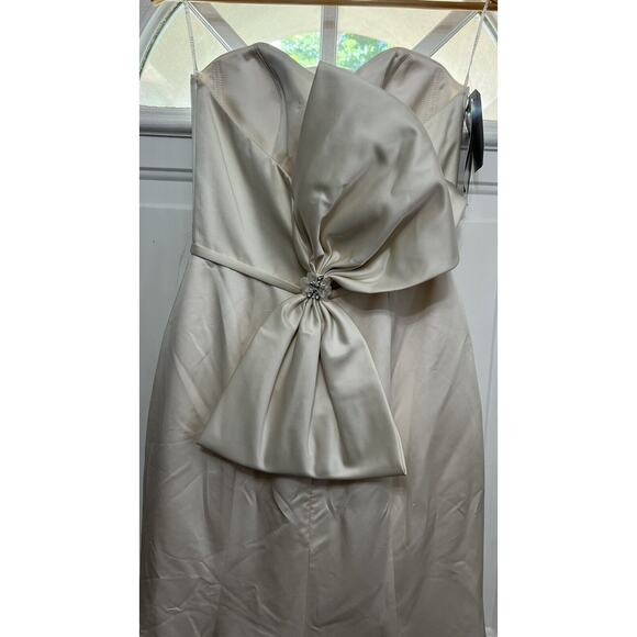 Mikaella Bridal Wedding Dress Cream/Pearl Color Size 8 Style #2267 NWT $2000 - Picture 6 of 16